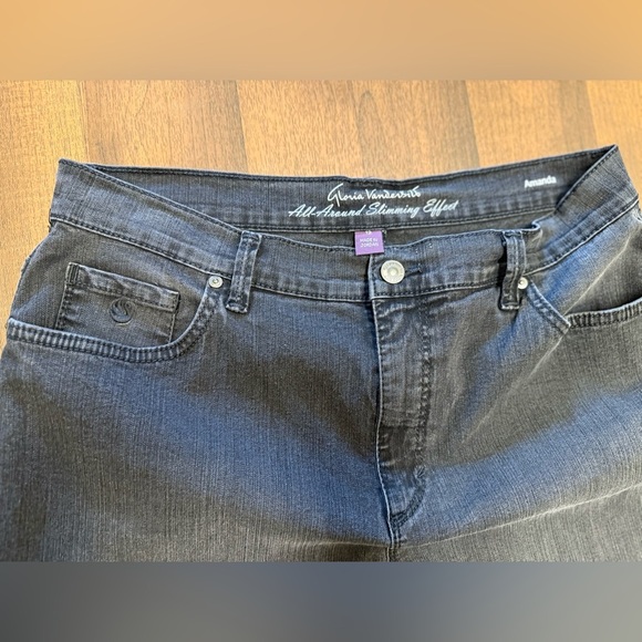 Gloria Vanderbilt Blue Straight Leg Jeans Classic Style - Picture 7 of 8